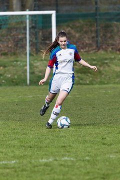 Bild 325 - wBJ SV Henstedt Ulzburg - TSV Sch�nberg : Ergebnis: 5:2